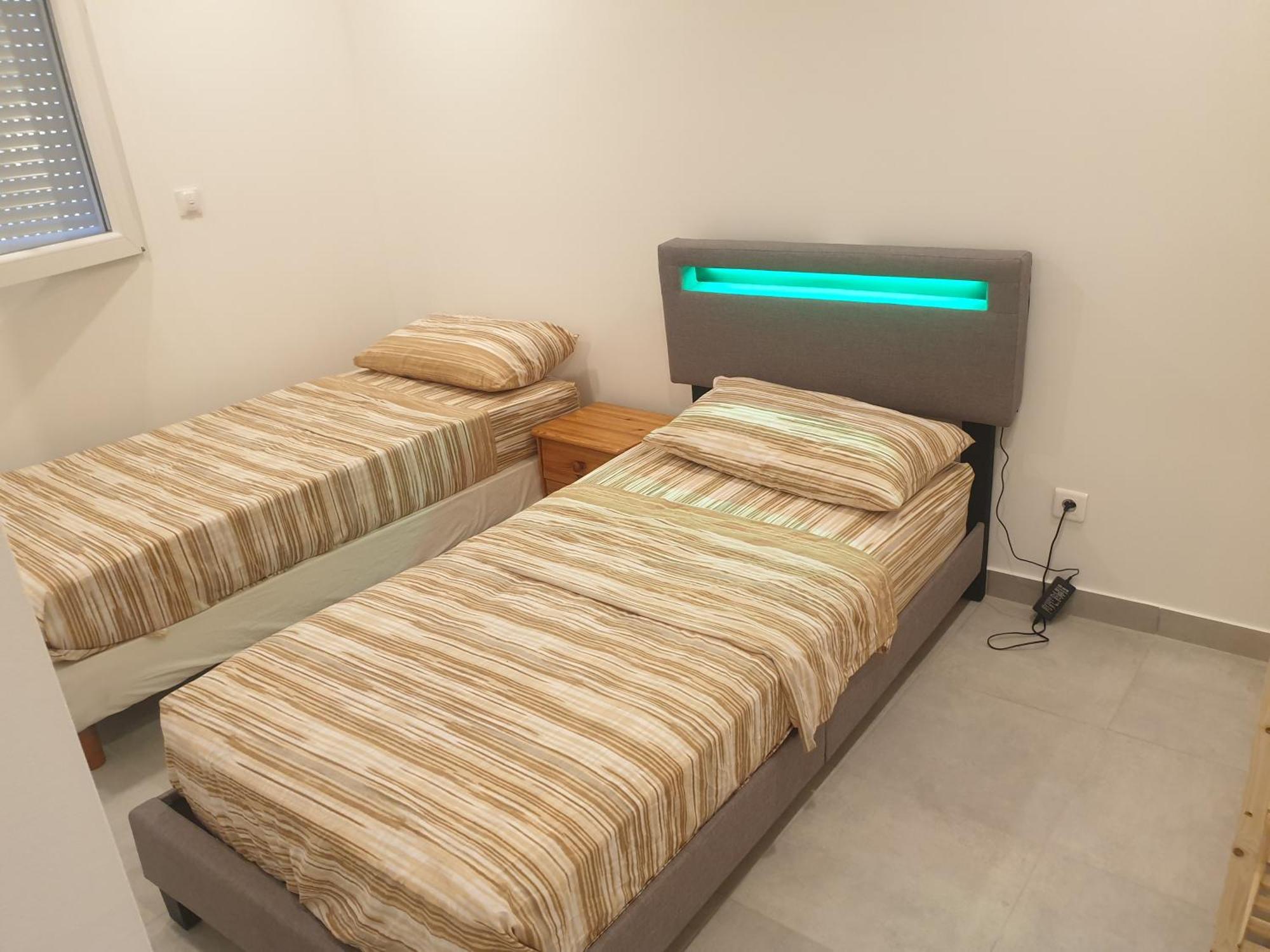Appartements Renove 2023 Proche Aeroport 5Min, Gare Sncf 2 Min, Tramway Au Pied De L'Immeuble , Parking Possible, Renovated Apartments 2023 Near The Airport 5 Min, Train Station 2 Min, Tram Next To The Building 1 Min, Parking Possible Nice Room photo