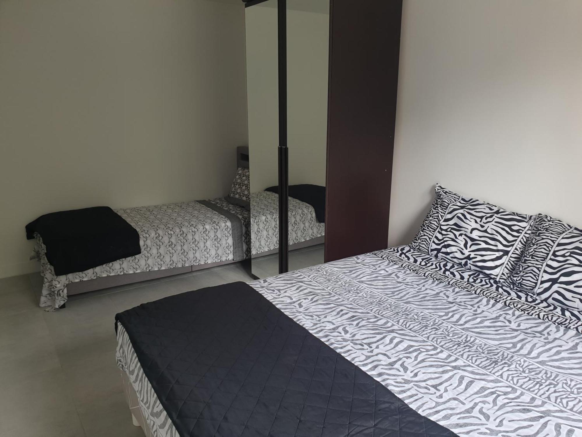 Appartements Renove 2023 Proche Aeroport 5Min, Gare Sncf 2 Min, Tramway Au Pied De L'Immeuble , Parking Possible, Renovated Apartments 2023 Near The Airport 5 Min, Train Station 2 Min, Tram Next To The Building 1 Min, Parking Possible Nice Room photo